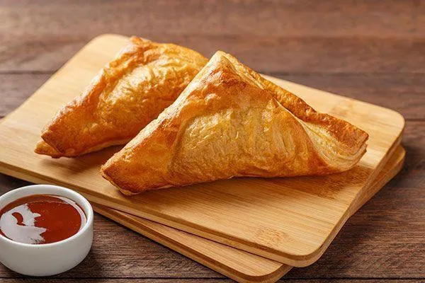 Masala Mayonnaise Puff